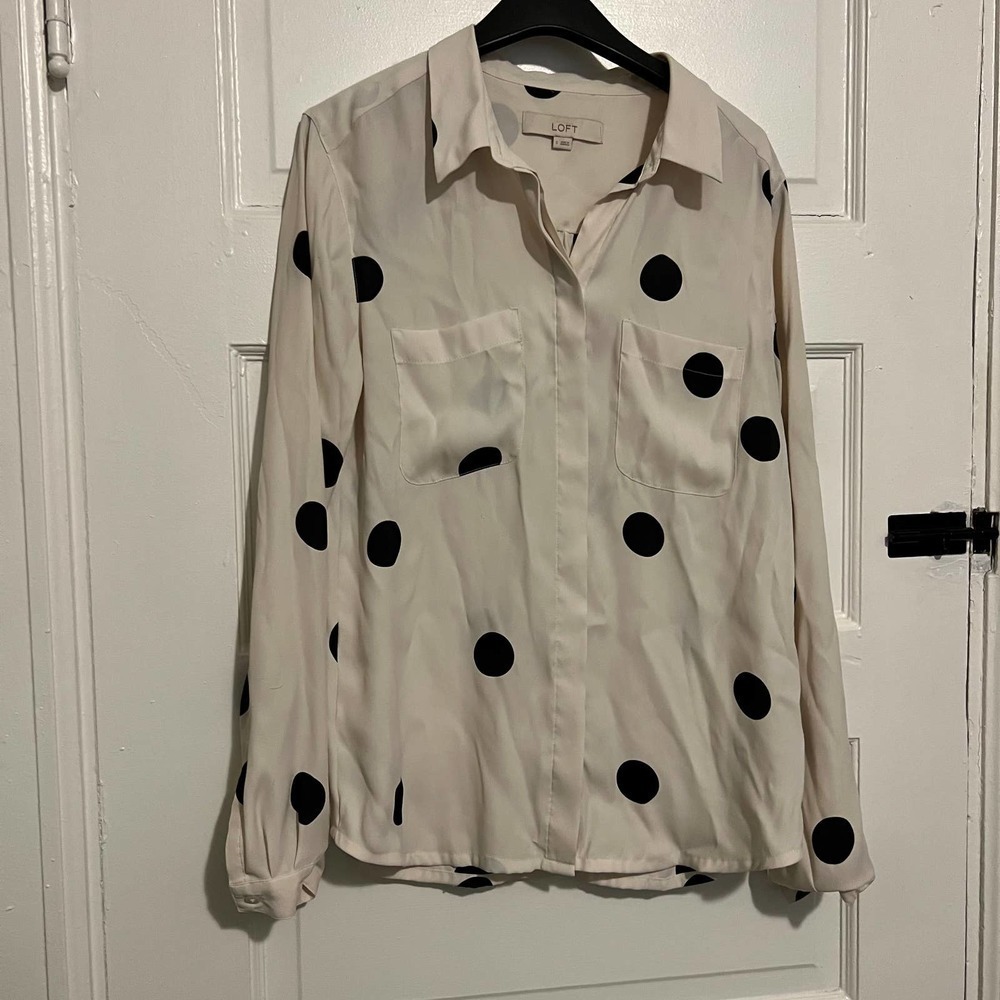 Ann Taylor loft White button down blouse black dots S
